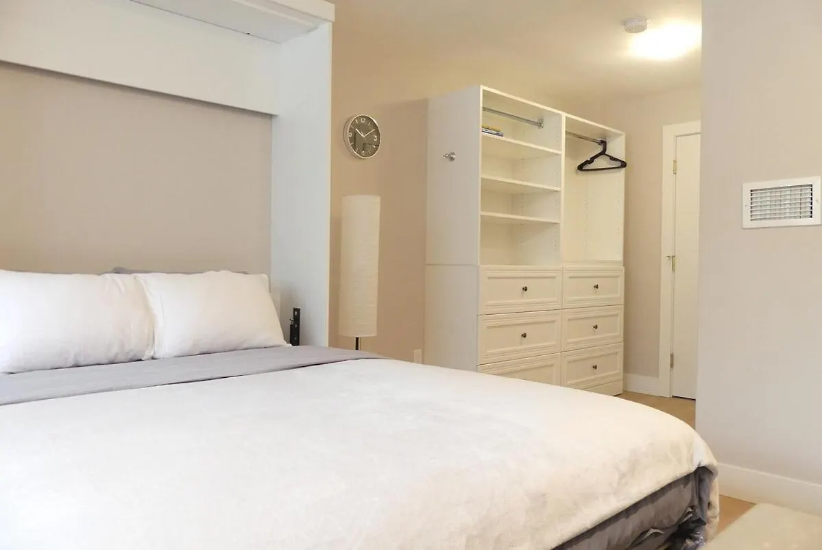202 Convenient Studio Parking Apartment Halifax Canada